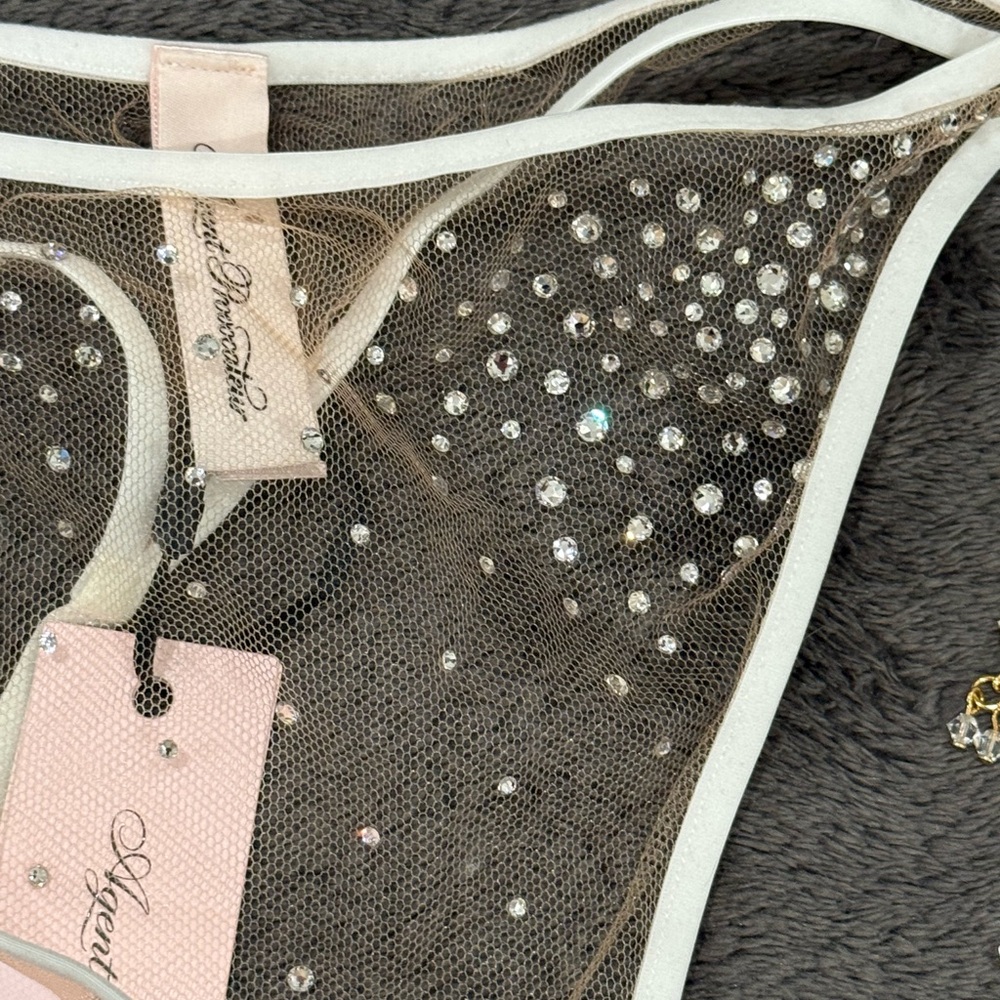 Agent Provocateur Solar Swarovski Crystal Thong White/Sand Size L/5 Brand NWT - Picture 9 of 10